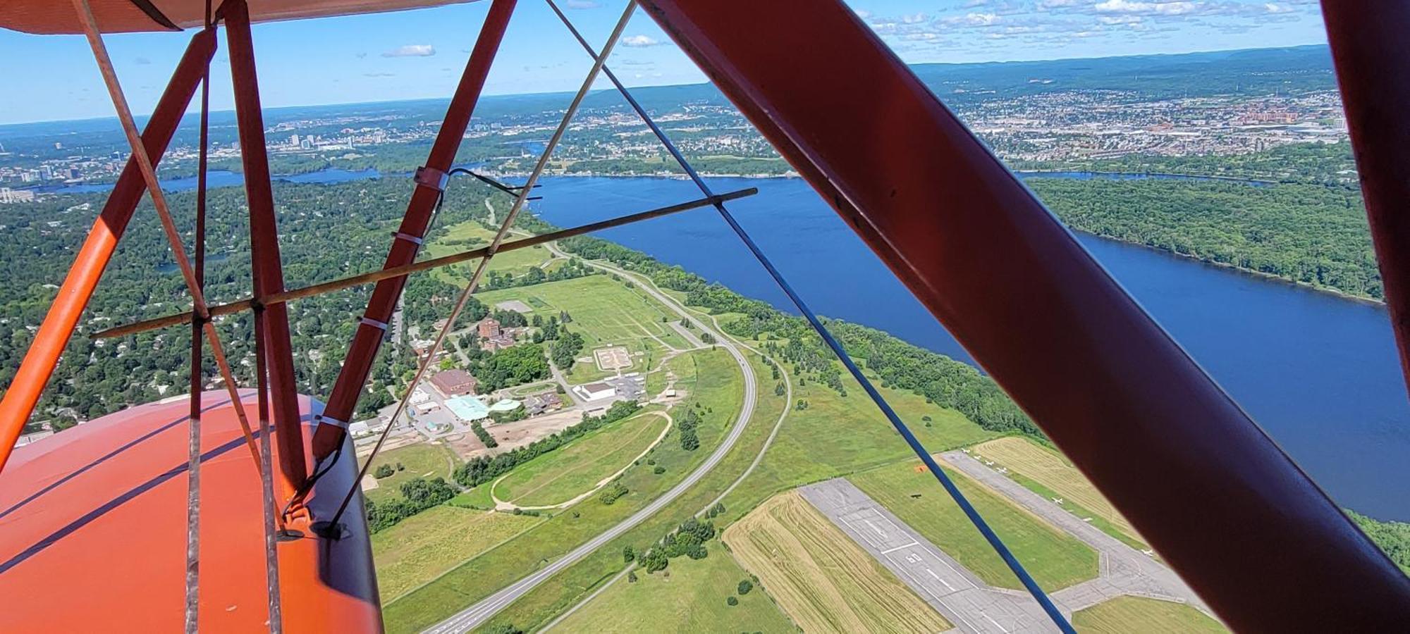 Kokomo Inn Bed And Breakfast Ottawa-Gatineau'S Only Tropical Riverfront B&B On The National Capital Cycling Pathway Route Verte #1 - For Adults Only - Chambre D'Hotes Tropical Aux Berges Des Outaouais Bnb #17542O Bagian luar foto